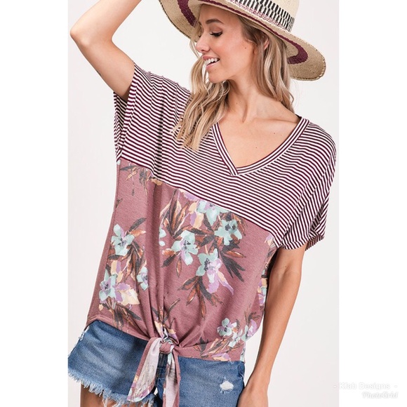 LAST ONE! Mauve V Neck Contrast Print Tie Top! - Picture 2 of 8